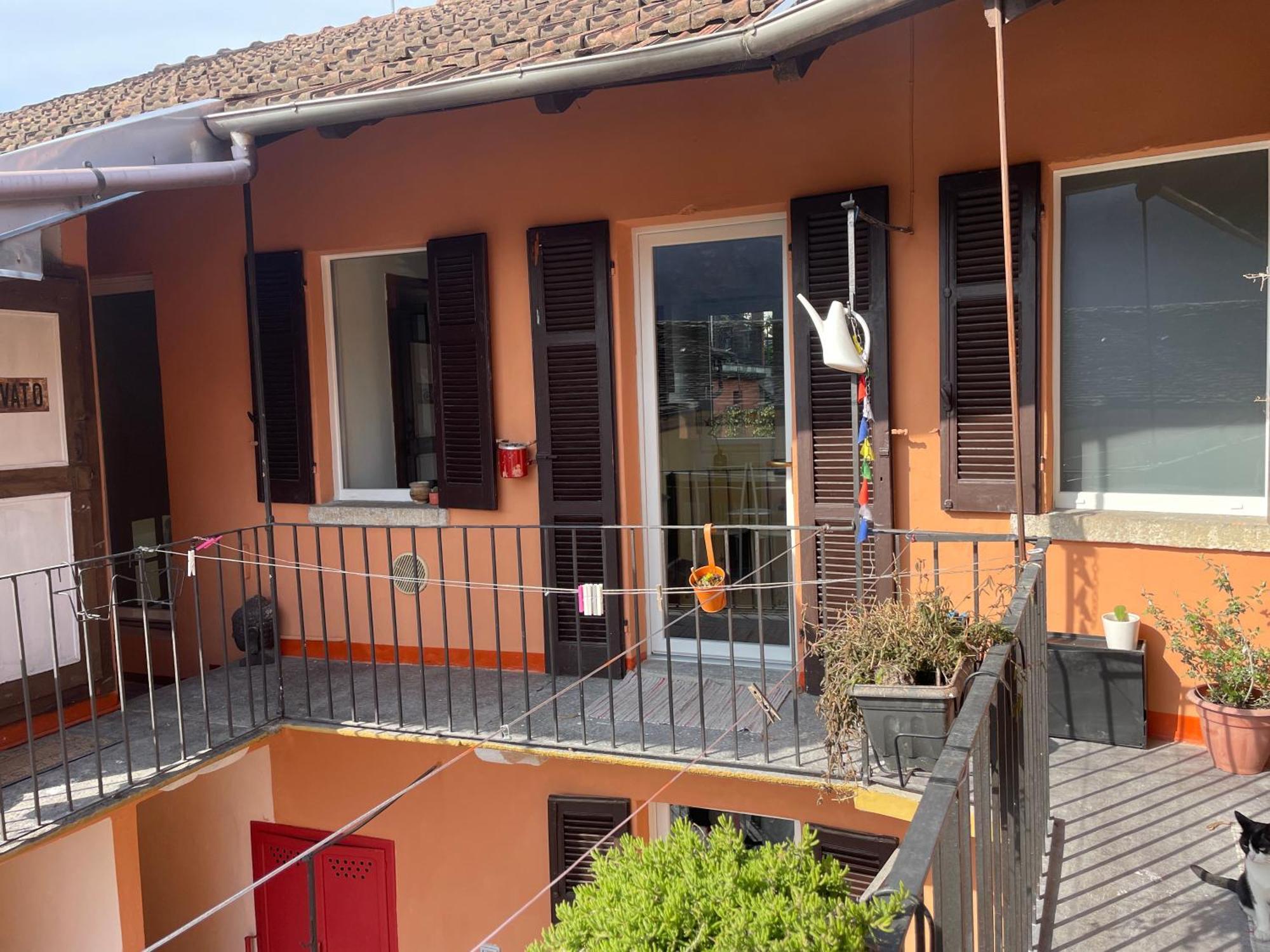 A D Rooms - Il Campanile Casale Corte Cerro Exterior foto